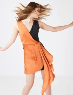 BCBGMAXAZRIA Josephine Colorblock Drape Mini Dress -Daily Wear Shop 3.30 DRESS MV01D26E SNN 0816