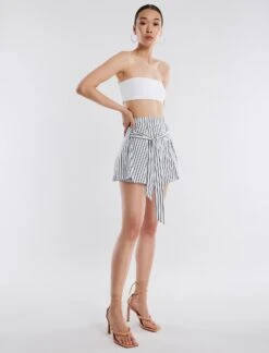 BCBGMAXAZRIA Meg Silky High-Waisted Short -Daily Wear Shop 4.30 B AFW70519 115 3