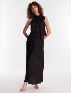 BCBGMAXAZRIA Xenia Halter Gown