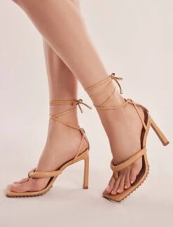 BCBGMAXAZRIA Pelia Thong Sandal Heel -Daily Wear Shop MX2PEL28 7