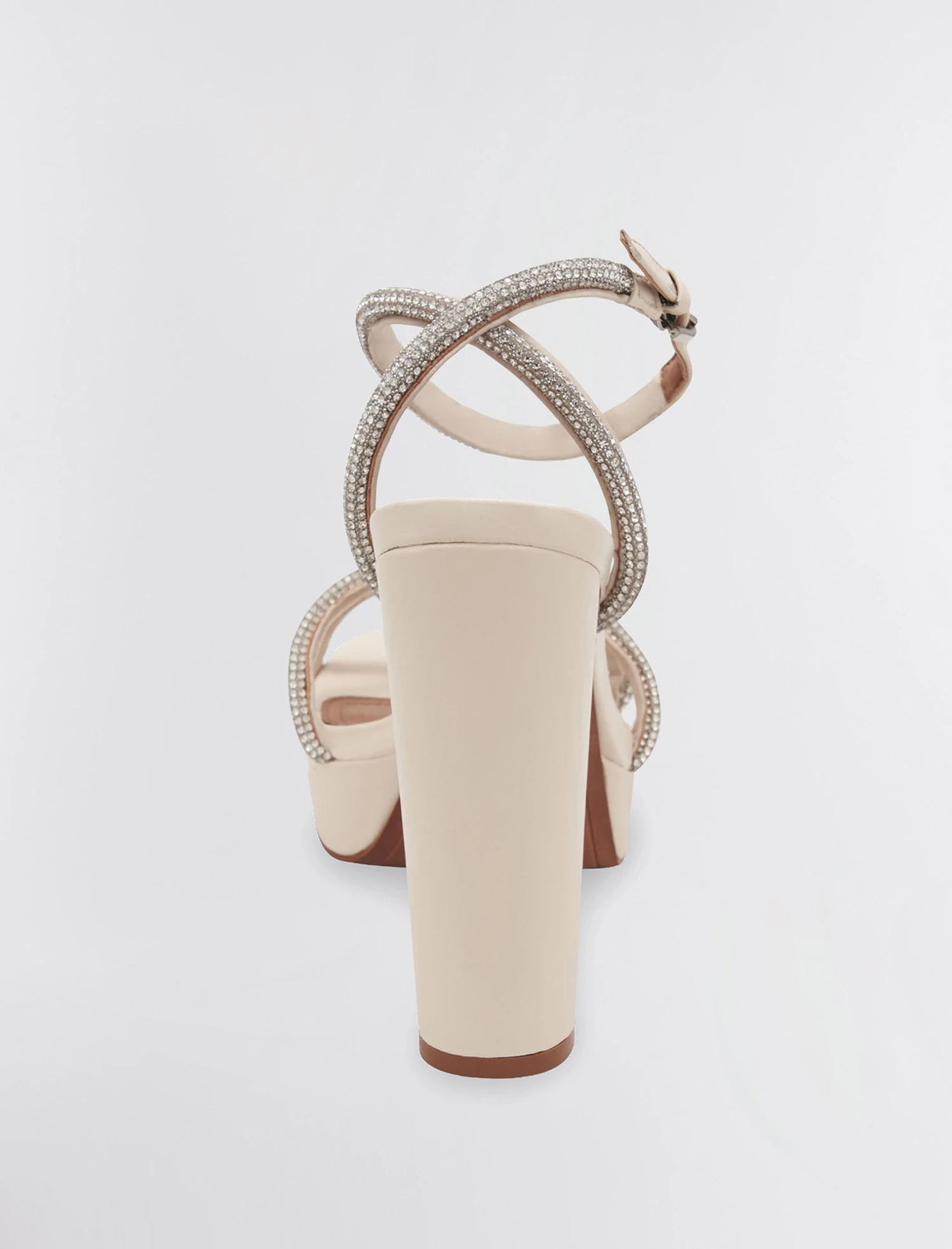 BCBGMAXAZRIA Cortni Platform Sandal Heel 6 BCBGMAXAZRIA Cortni Platform Sandal Heel - Image 4